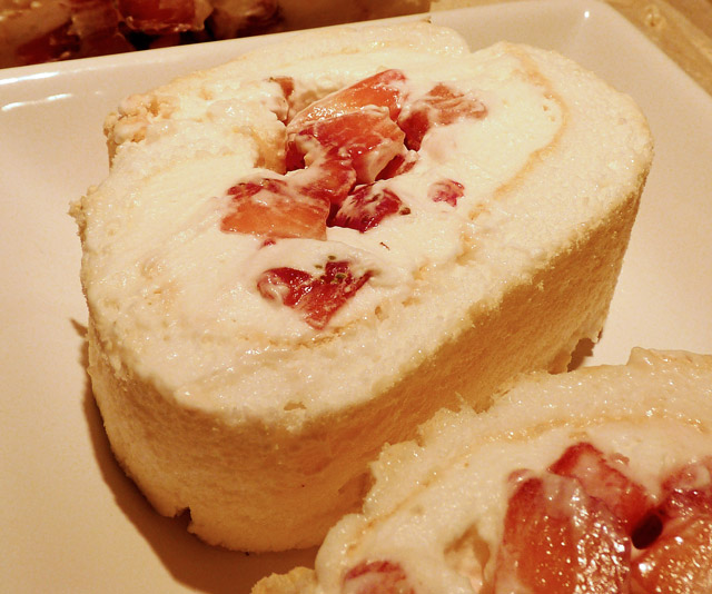 Strawberry Roulade